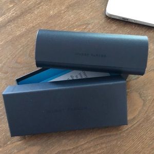 Warby Parker eyeglass case. BRAND NEW.